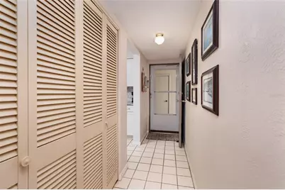 3789 46th Avenue S #101, Saint Petersburg, FL 33711 - Photo 9