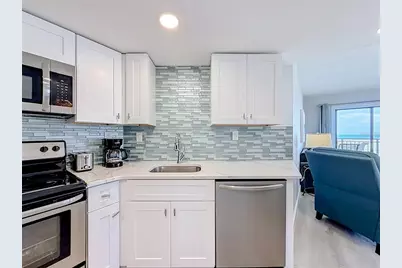 4000 Gulf Boulevard #203, Saint Pete Beach, FL 33706 - Photo 7