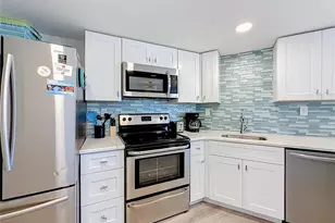 4000 Gulf Blvd, Saint Pete Beach, FL 33706 - Photo 15