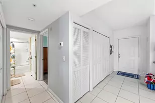 1200 Country Club Dr, Largo, FL 33771 - Photo 41