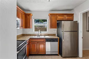 6229 50th Ave N, Saint Petersburg, FL 33709 - Photo 7