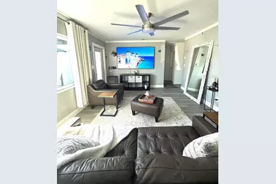 233 38th Avenue SE, Saint Petersburg, FL 33705 - Photo 3