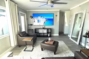 233 38th Ave SE, Saint Petersburg, FL 33705 - Photo 3