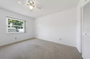 1301 Lily Ct, Tarpon Springs, FL 34689 - Photo 17