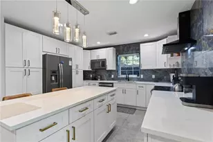 6822 S Wall St, Tampa, FL 33616 - Photo 3