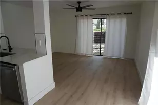 2404 Brigadoon Dr, Clearwater, FL 33759 - Photo 7