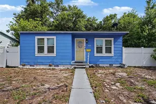 4678 13th Ave S, Saint Petersburg, FL 33711 - Photo 1