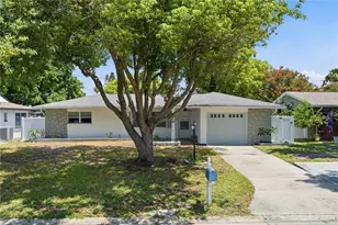 2190 Scotland Dr, Clearwater, FL 33763 - Photo 1