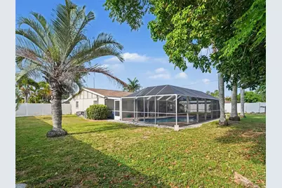 3103 Bayshore Gardens Parkway, Bradenton, FL 34207 - Photo 29