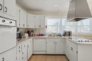 3103 Bayshore Gardens Pkwy, Bradenton, FL 34207 - Photo 13
