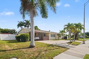 3103 Bayshore Gardens Pkwy, Bradenton, FL 34207 - Photo 5