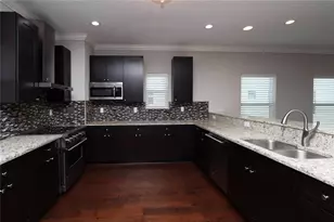 3617 Bay Heights Way, Tampa, FL 33611 - Photo 7