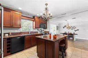 805 Wellington Dr, Clearwater, FL 33764 - Photo 3