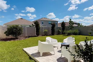 33607 Hamilton Hl Ln, Wesley Chapel, FL 33545 - Photo 17