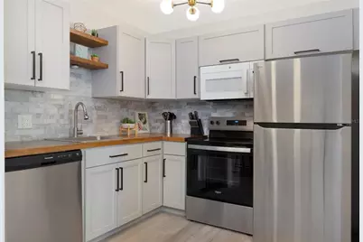 7151 Sunset Way #3, Saint Pete Beach, FL 33706 - Photo 9