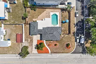 1674 34th Ave N, Saint Petersburg, FL 33713 - Photo 3