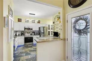 302 Buckingham Pl, Palm Harbor, FL 34684 - Photo 3