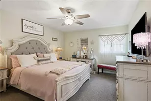 302 Buckingham Pl, Palm Harbor, FL 34684 - Photo 15