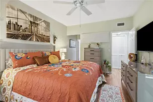 302 Buckingham Pl, Palm Harbor, FL 34684 - Photo 11
