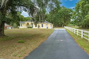 12806 Judy St, Dade City, FL 33525 - Photo 7