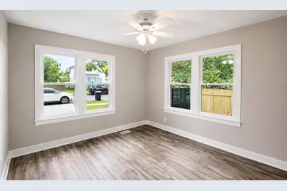657 15th Avenue S, Saint Petersburg, FL 33701 - Photo 13