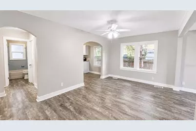 657 15th Avenue S, Saint Petersburg, FL 33701 - Photo 3