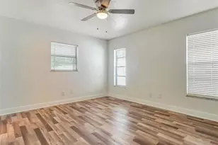 13346 Moran Dr, Tampa, FL 33618 - Photo 15