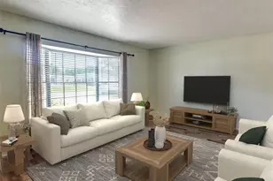 13346 Moran Dr, Tampa, FL 33618 - Photo 3