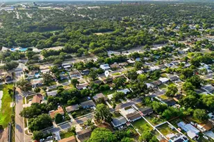 10930 N Aster Ave, Tampa, FL 33612 - Photo 35