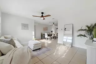 10930 N Aster Ave, Tampa, FL 33612 - Photo 7