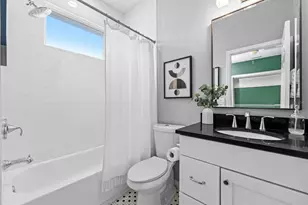 1028 5th St N, Saint Petersburg, FL 33701 - Photo 15