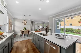 1028 5th St N, Saint Petersburg, FL 33701 - Photo 9