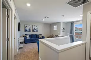 5246 Neil Dr, Saint Petersburg, FL 33714 - Photo 9