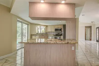 2876 Lake Valencia Boulevard E, Palm Harbor, FL 34684 - Photo 11