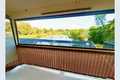 2876 Lake Valencia Boulevard E, Palm Harbor, FL 34684 - Photo 29