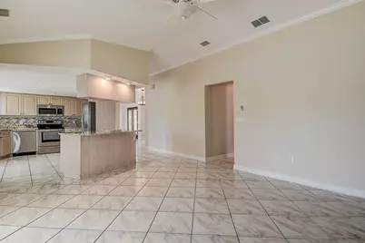 2876 Lake Valencia Boulevard E, Palm Harbor, FL 34684 - Photo 19