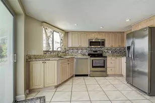 2876 Lake Valencia Blvd E, Palm Harbor, FL 34684 - Photo 9
