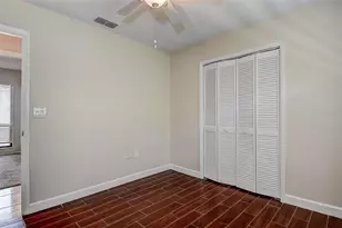 2876 Lake Valencia Blvd E, Palm Harbor, FL 34684 - Photo 35