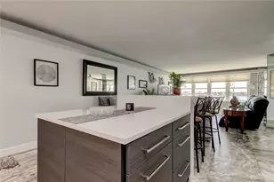 5200 Brittany Dr S, Saint Petersburg, FL 33715 - Photo 13