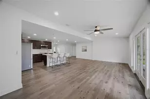 730 Crystal Lake Rd, Lutz, FL 33548 - Photo 17