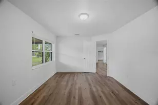 730 Crystal Lake Rd, Lutz, FL 33548 - Photo 25
