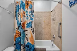 6407 Mayra Shores Ln, Apollo Beach, FL 33572 - Photo 77