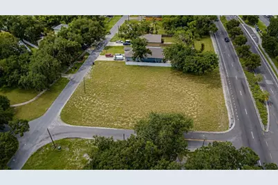 7502 N 40th Street, Tampa, FL 33604 - Photo 3