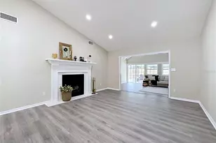 609 Breezeway Ct, Brandon, FL 33511 - Photo 19