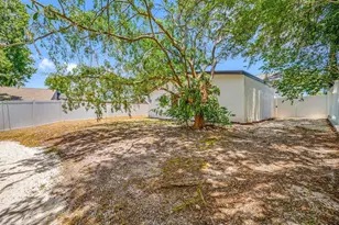12360 Witheridge Dr, Tampa, FL 33624 - Photo 11