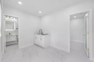 12360 Witheridge Dr, Tampa, FL 33624 - Photo 45