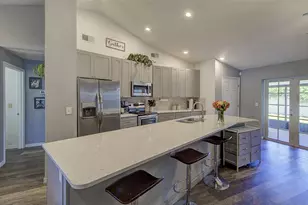 13222 Pine Creek Cir, Riverview, FL 33579 - Photo 9