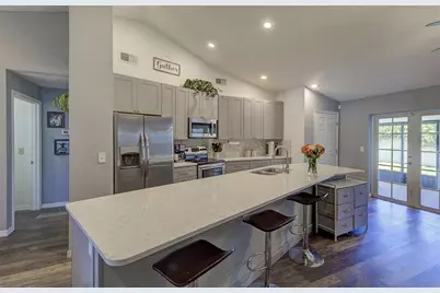 13222 Pine Creek Circle, Riverview, FL 33579 - Photo 5