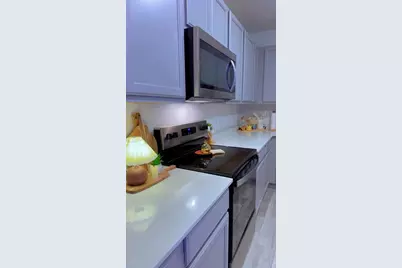 8451 Madrid Street, Lakeland, FL 33810 - Photo 11