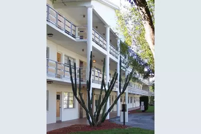 911 Washington Avenue #305, Largo, FL 33770 - Photo 13